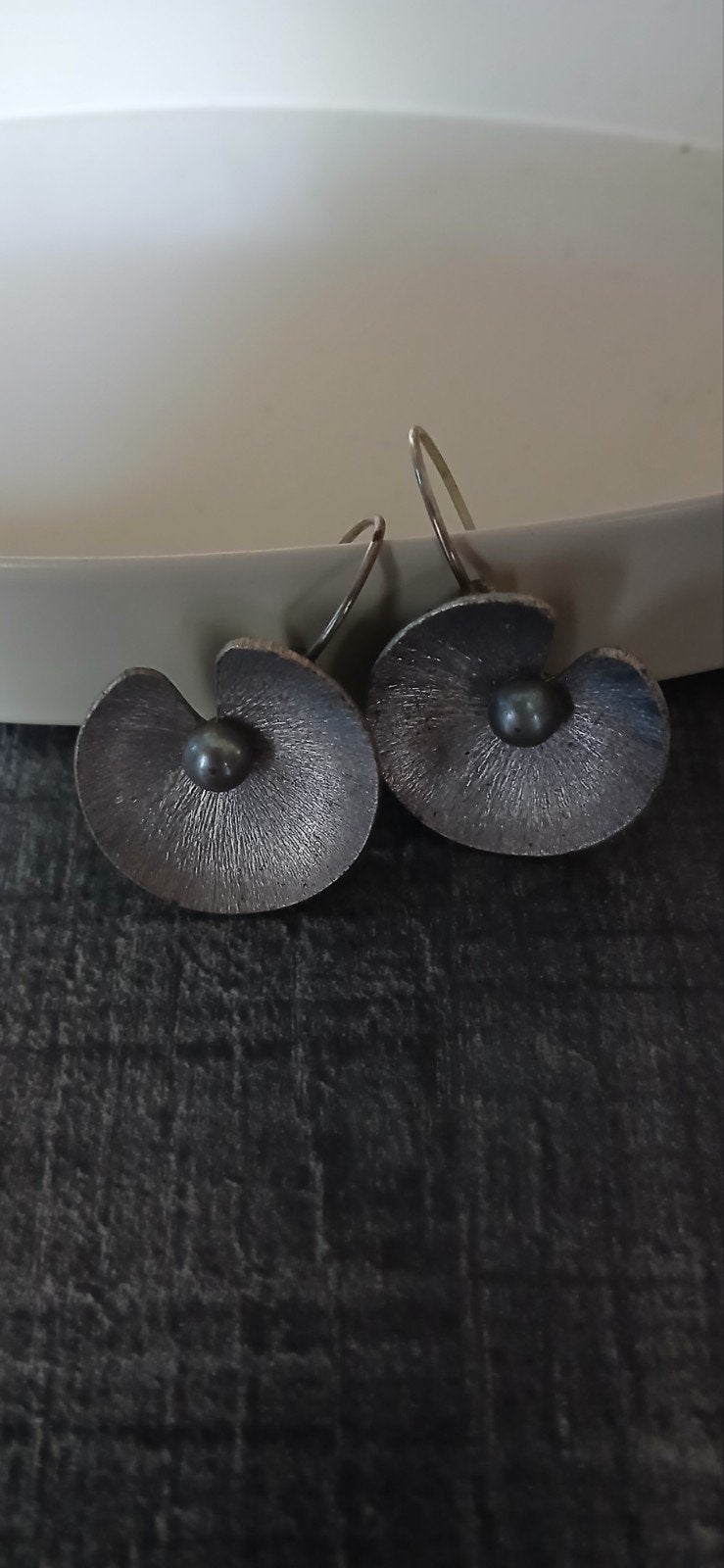 boucles d oreille créateur à identifier, Enlèvement