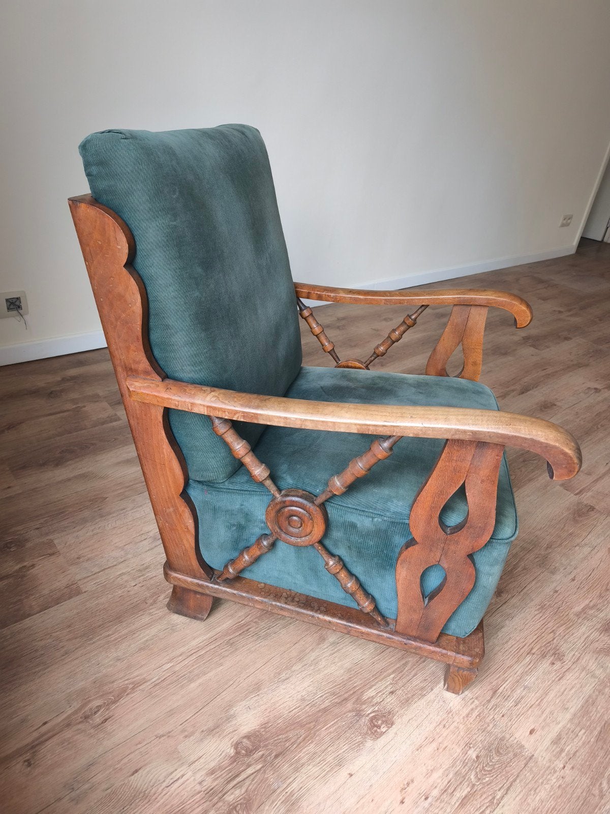 Très jolie paire de fauteuils avec charme authentique, Enlèvement, Bois