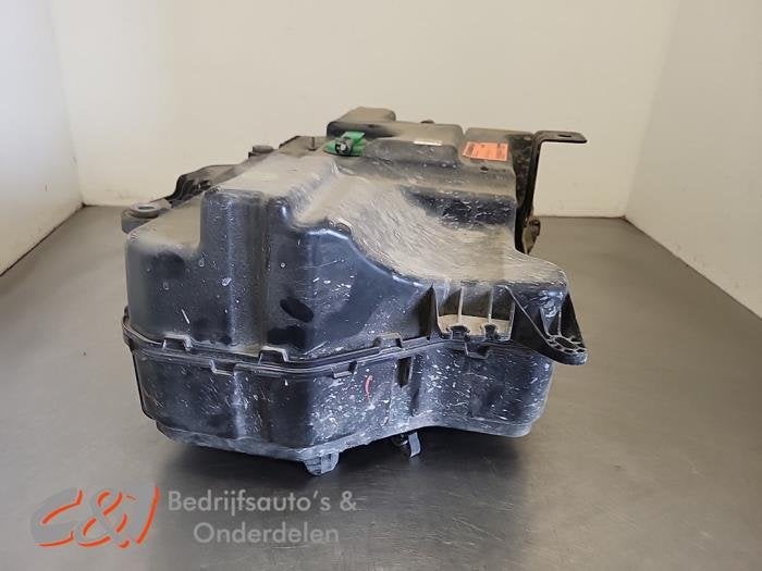 Adblue tank van een Renault Trafic, Gebruikt, -, Renault, -