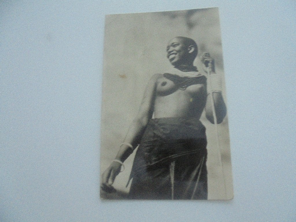 kongo - une femme  mutitsi, Ophalen of Verzenden, 1920 tot 1940, Gelopen, Overige thema's