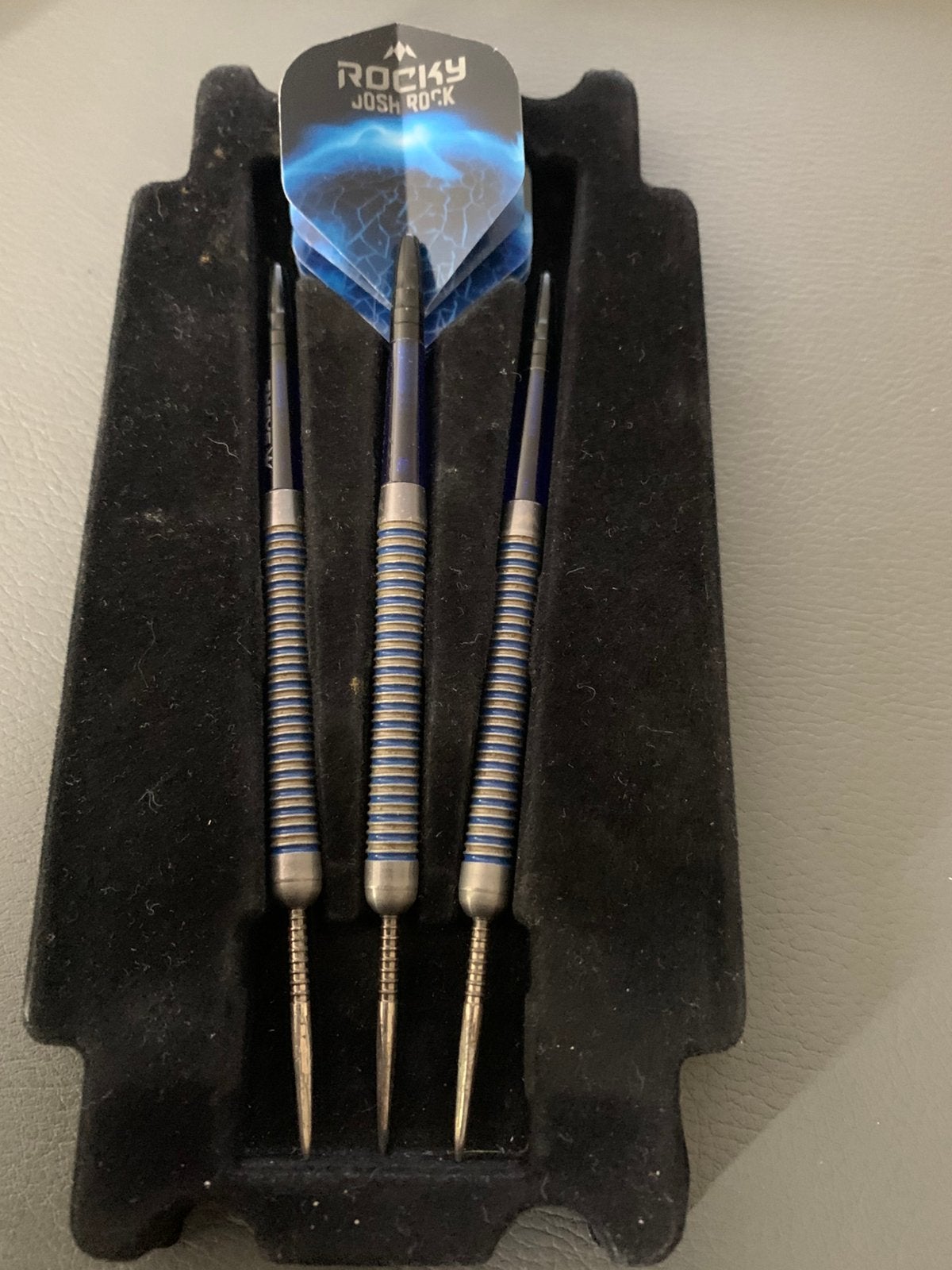 Dartspijlen josh rock 24g, Sport en Fitness, Darts, Ophalen, Zo goed als nieuw, Pijlen