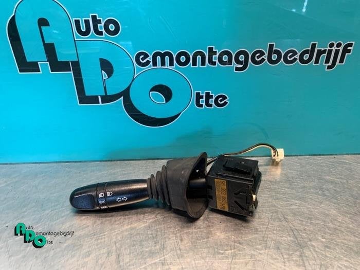 Commutateur feu clignotant d'un Chevrolet Lacetti (Lacetti 0, -, 3 mois de garantie, Utilisé, -