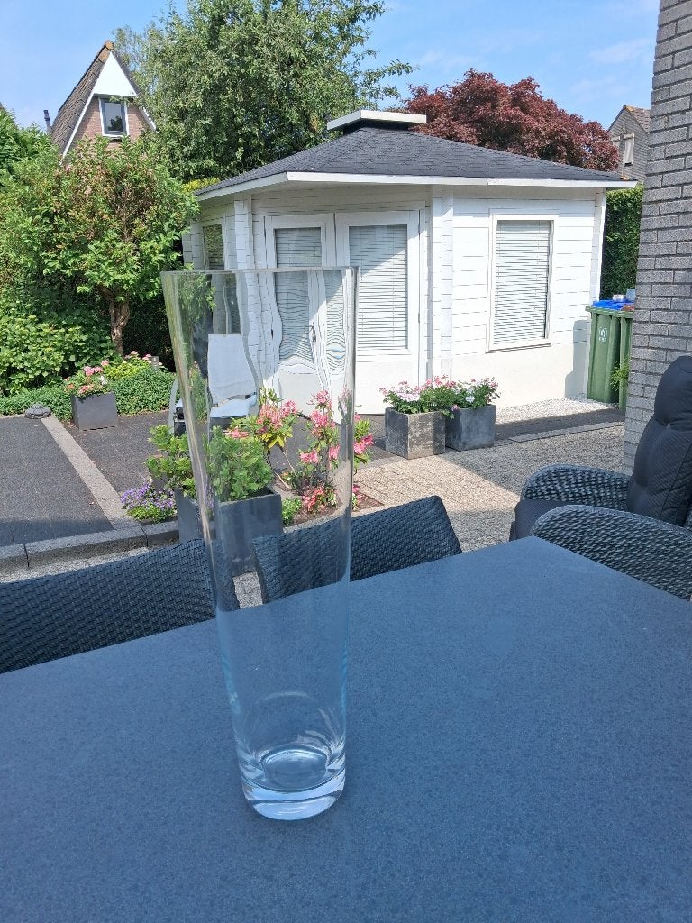 Prachtige vaas hoogte 70 cm, konisch toelopend. Glas., Huis en Inrichting, Woonaccessoires | Vazen, Zo goed als nieuw, Overige kleuren