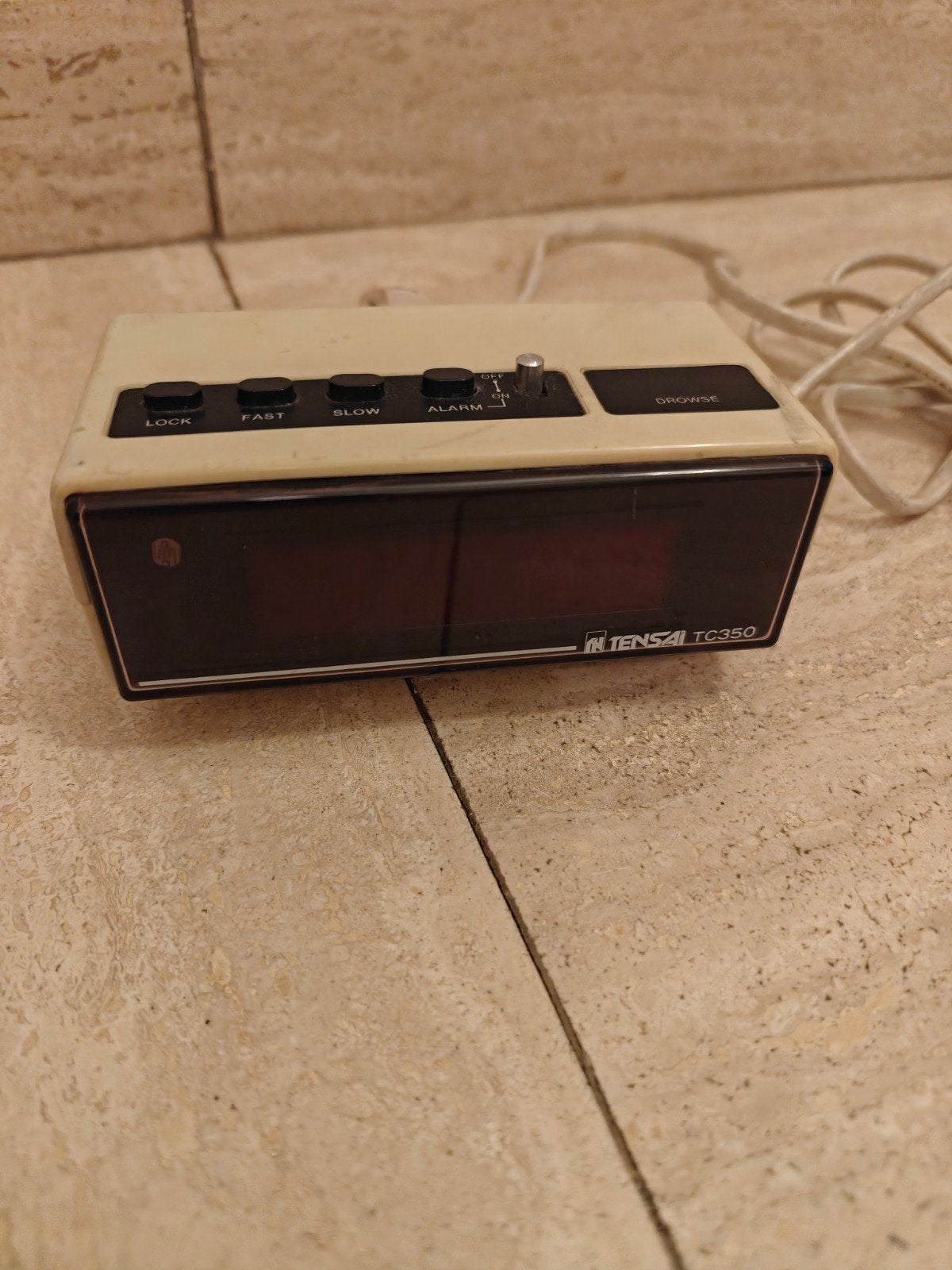 Retro wekker Tensai, Ophalen