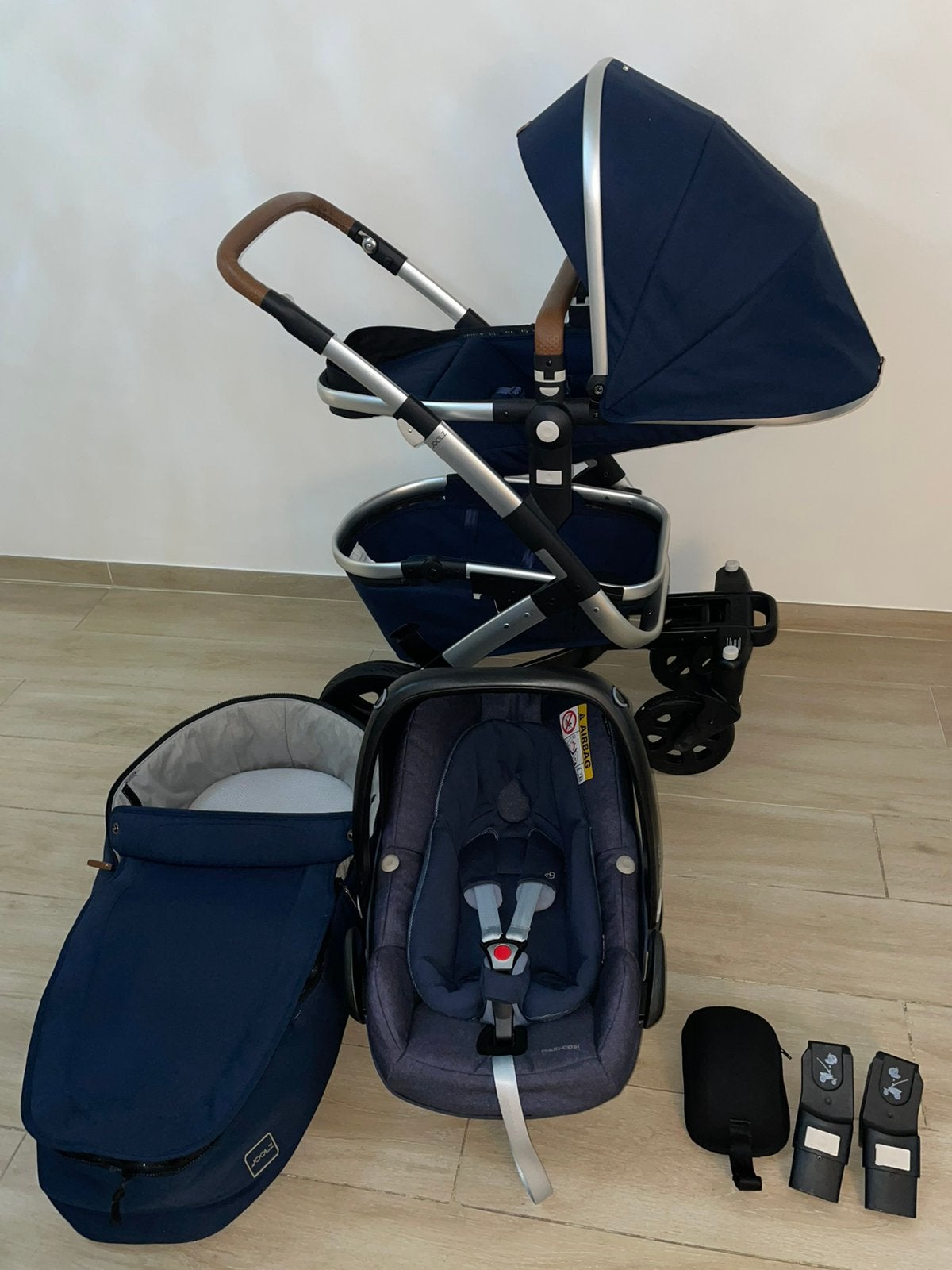Joolz Geo 2 kinderwagen Earth Parrot Blue 3-in-1 Compleet, Kinderen en Baby's, Babygeluk, Ophalen of Verzenden, Zo goed als nieuw
