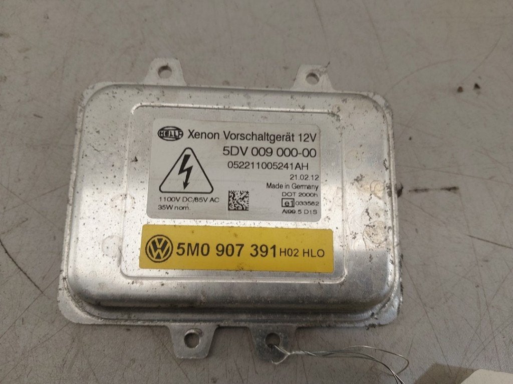 COMPUTER XENON Volkswagen Golf Plus (5M1 / 1KP), Gebruikt, Volkswagen, Rixbecker Straße 75
59552  Lippstadt, DE, Info@forvia.com