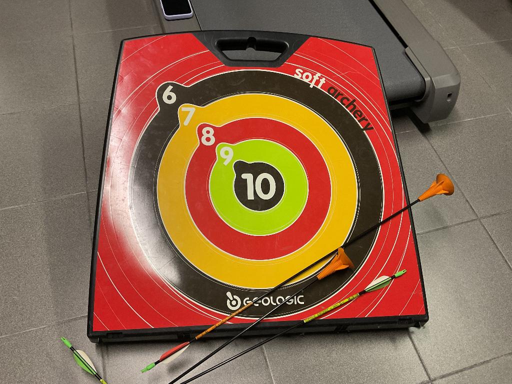 Pijl en boog, Ophalen, Zo goed als nieuw, Pijlen