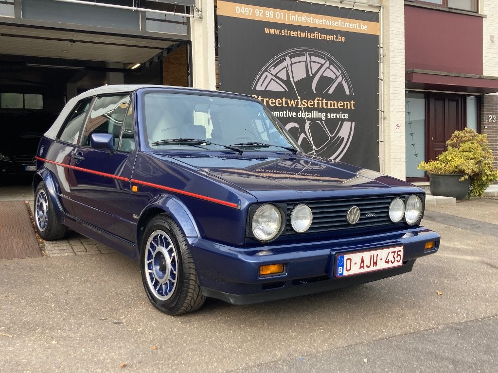 Golf 1 cabrio 1.8i Karmann, 1 propriétaire et 71700 km ! ! !, Autos, Achat, Peinture métallisée, Cabriolet, Boîte manuelle