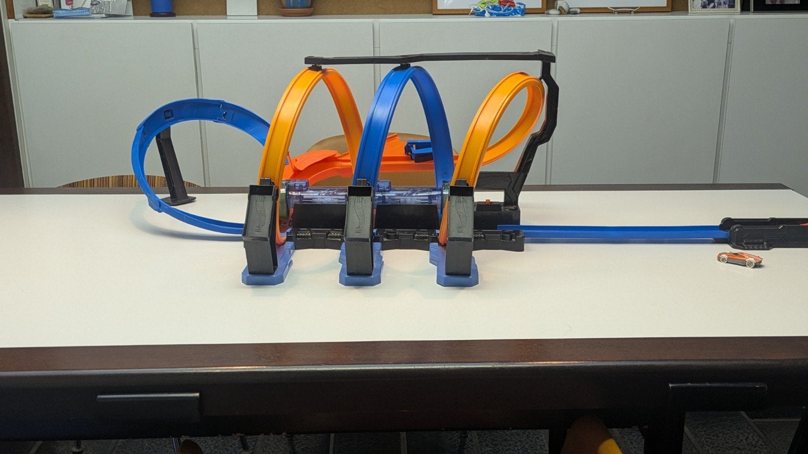 Hot Wheels corkscrew set, Enfants & Bébés, Enlèvement, Hot Wheels, Manuelle, Avec looping