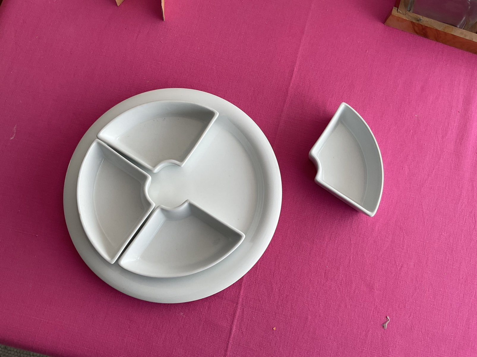 Plat à apéritif en porcelaine de 28 cm, Enlèvement, Comme neuf