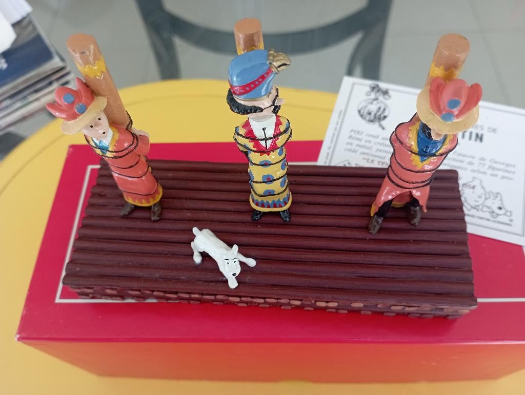 Pixi 4554 tintin sur le bûcher 4 rondins tbe BC, Envoi, Utilisé, Fantasy