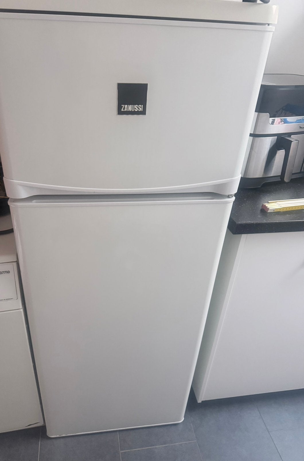 Frigo/congelateur etat tres correct, Avec compartiment congélateur, Comme neuf, 75 à 100 litres, 60 cm ou plus