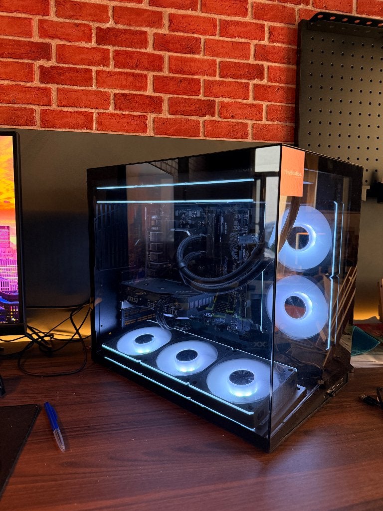 Gaming pc, Informatique & Logiciels, Ordinateurs de bureau, Comme neuf, HDD, SSD, Avec carte vidéo, Avec moniteur, Gaming, Enlèvement