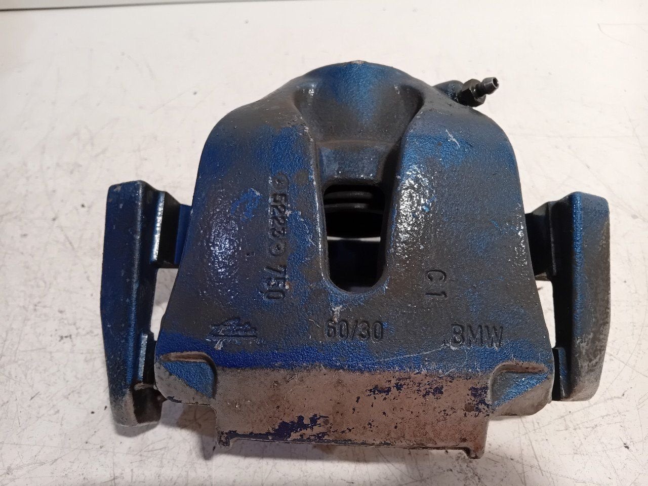Remklauw rechts voor BMW X5, Onderdelen@venauto.nl, Van der Ven Autorecycling B.V., Gebruikt, Ettenseweg 76, 4706 PB Roosendaal, The Netherlands