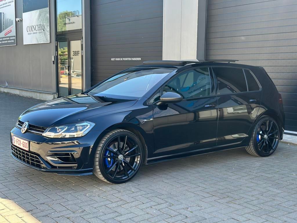 Volkswagen Golf 7.5 R |310 pk | DSG | 4Motion | Akrapovic, Auto's, Automaat, Zwart, Leder, Lichtsensor