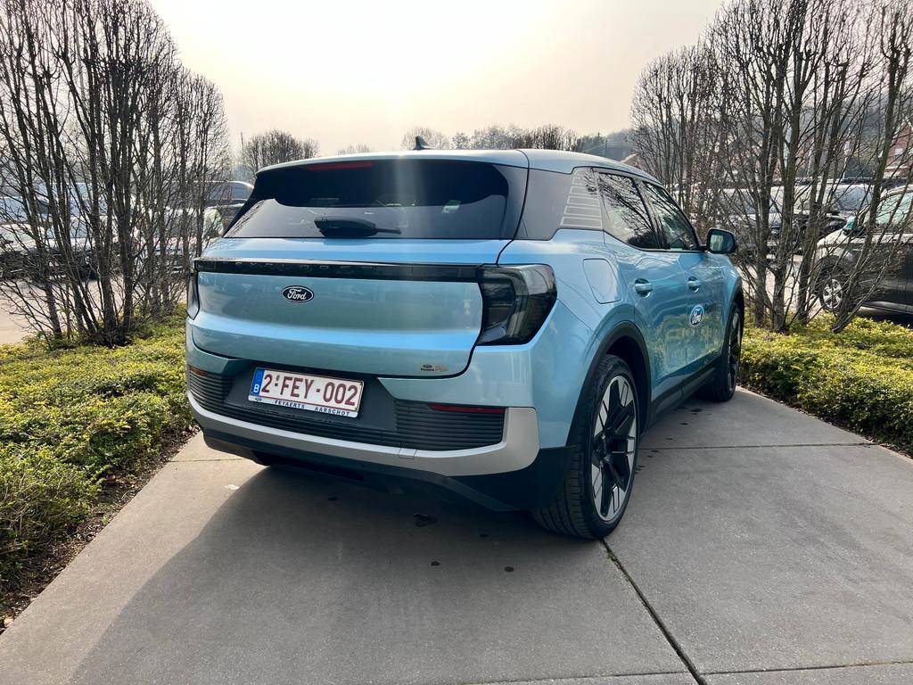 Ford Explorer PREMIUM / 286 PK / FULL OPTION! (bj 2024), Auto's, Automaat, Gebruikt, Euro 6, Blauw