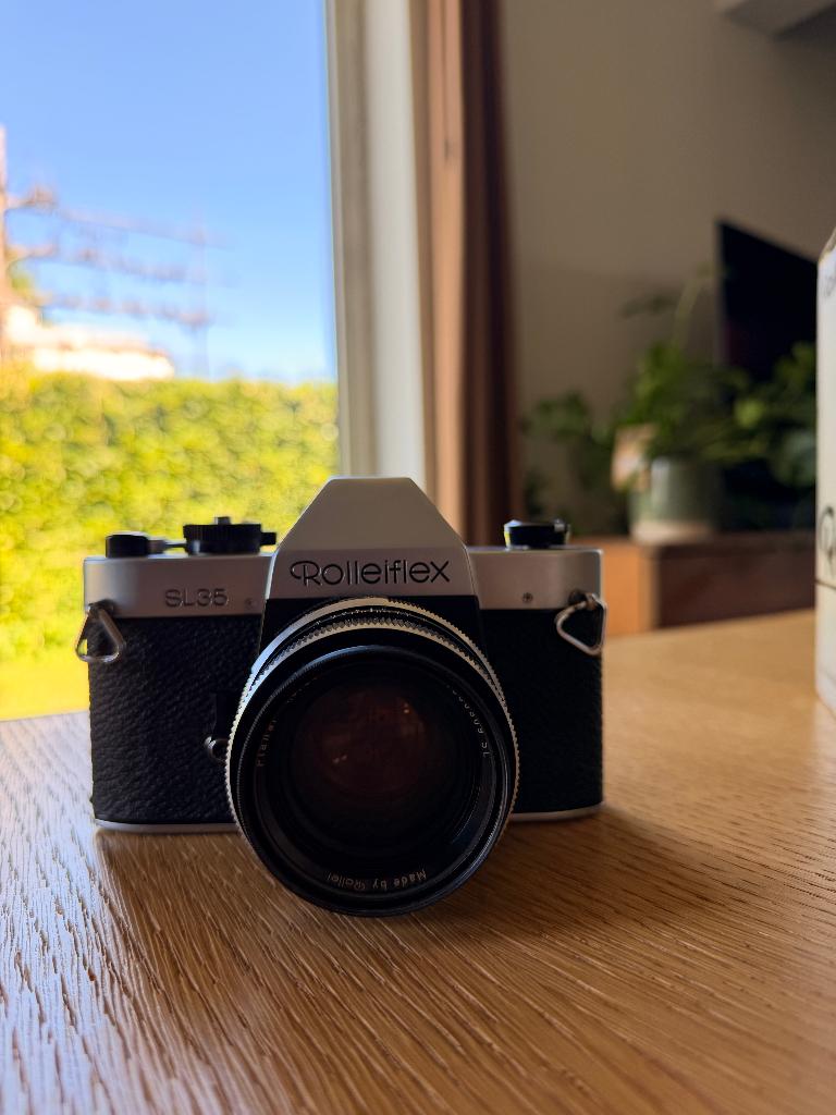 Rolleiflex SL35 Chrome, TV, Hi-fi & Vidéo, Appareils photo analogiques, Enlèvement ou Envoi, Comme neuf, Reflex miroir, Autres Marques