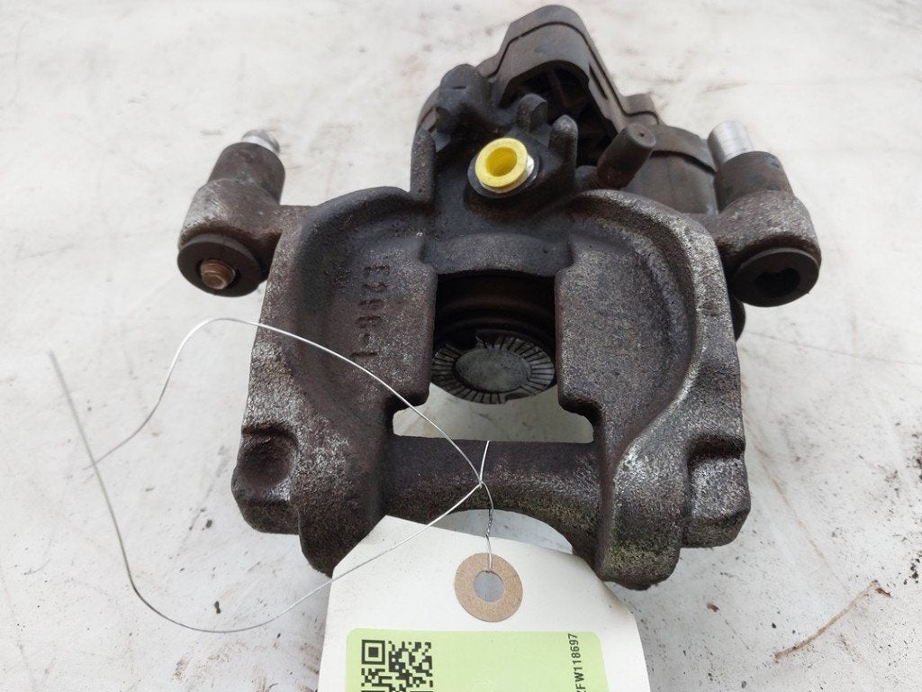 REMKLAUW LINKS ACHTER Volkswagen Golf VII (AUA), Auto-onderdelen, Gebruikt, Volkswagen, Volkswagen AG, Kundenbetreuung@volkswagen.de