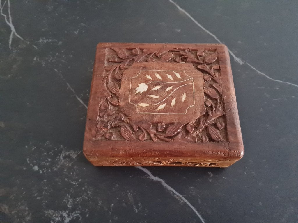 houten kistje/juwelenkist/ingelegd parelmoer/been uit india, Antiek en Kunst, Curiosa en Brocante, Ophalen of Verzenden