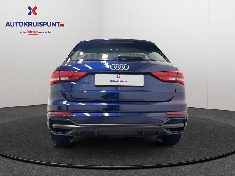 Audi Q3 45 TFSI e S-Line S-TRONIC, Autos, 1395 cm³, Achat, Noir, 5 portes