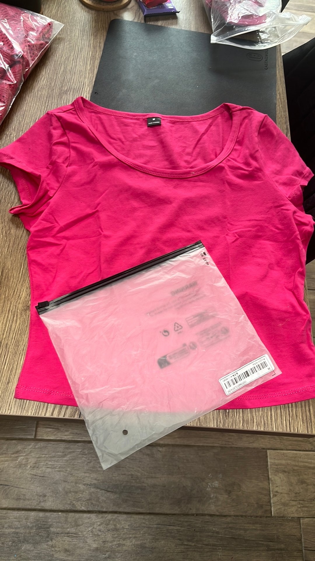 Passende t-shirt nieuw, maat M, Kleding | Dames, T-shirts, Ophalen, Nieuw, Maat 38/40 (M), Korte mouw