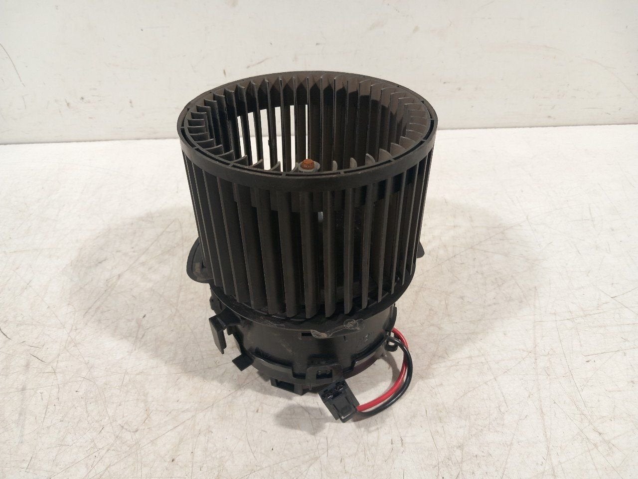 Kachel ventilator motor Opel Astra, Onderdelen@venauto.nl, Van der Ven Autorecycling B.V., Ettenseweg 76, 4706 PB Roosendaal, The Netherlands