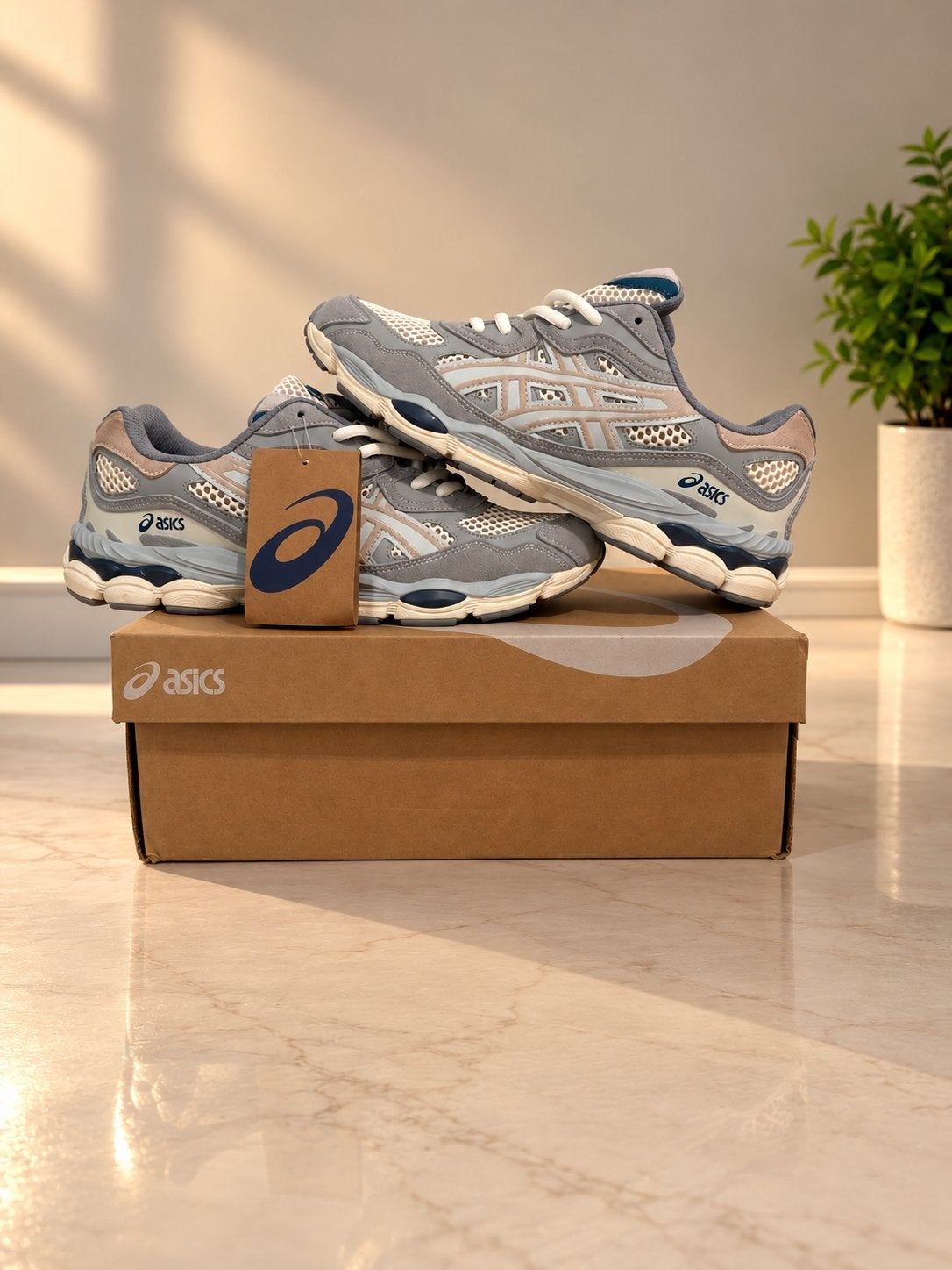 Asics Gel-Nyc - Maat 44, Vêtements | Hommes, Neuf, Enlèvement ou Envoi, Autres couleurs, Baskets