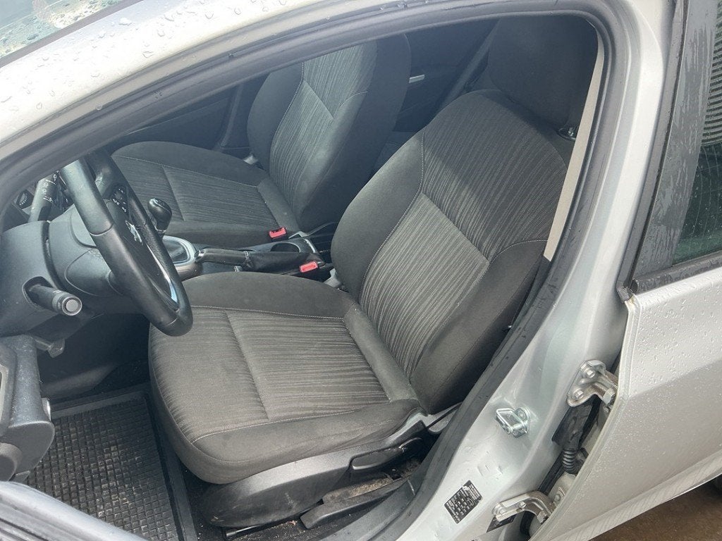 INTERIEUR Opel Astra J Sports Tourer (PD8 / PE8 / PF8), Gebruikt, Opel, Opel Automobile GmbH, Kontakt-opel@opel.com