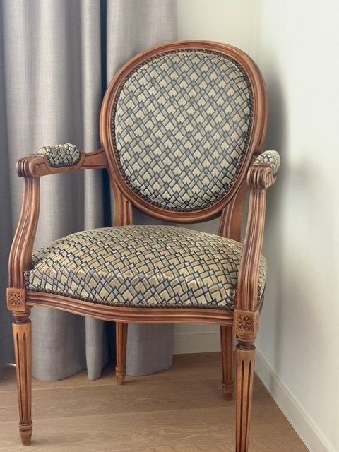 chaise, Enlèvement