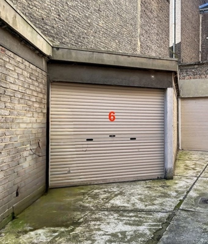 Garage fermé à louer - Outremeuse, Liège (ville)