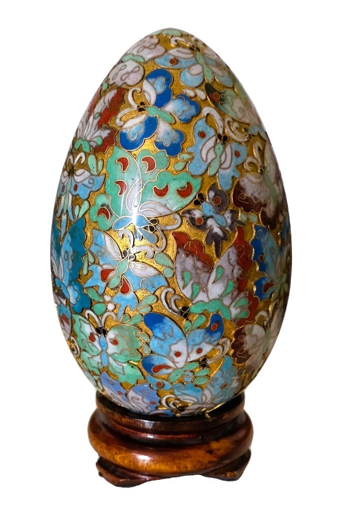 Grand œuf cloisonné orné de papillons., Antiquités & Art, Enlèvement ou Envoi