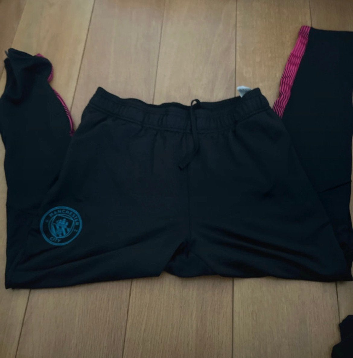 Joggingsbroek, Ophalen of Verzenden, Zo goed als nieuw, Maat 38/40 (M), Zwart
