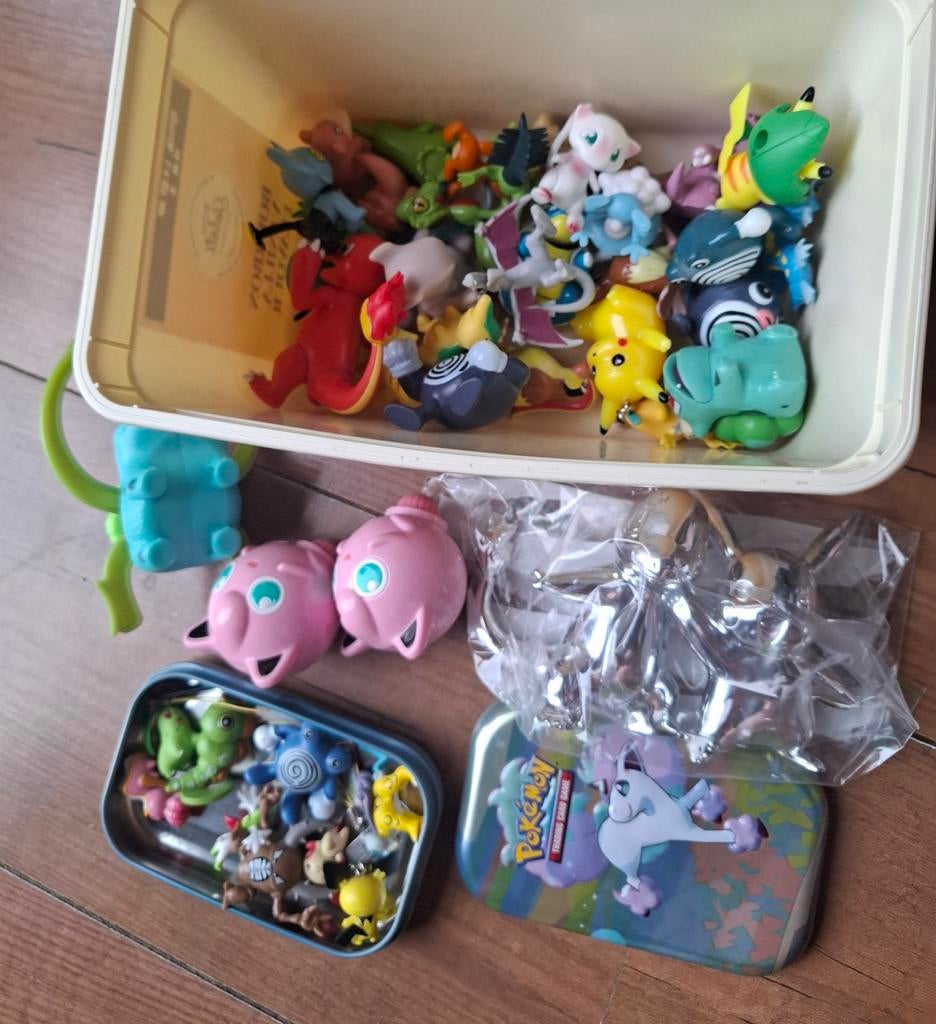 Doosje pokémon figuren, Kinderen en Baby's, Ophalen of Verzenden