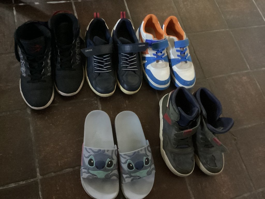 Gratis jongenschoenen M38, Enfants & Bébés, Vêtements enfant | Chaussures & Chaussettes, Garçon, Enlèvement, Utilisé, Chaussures