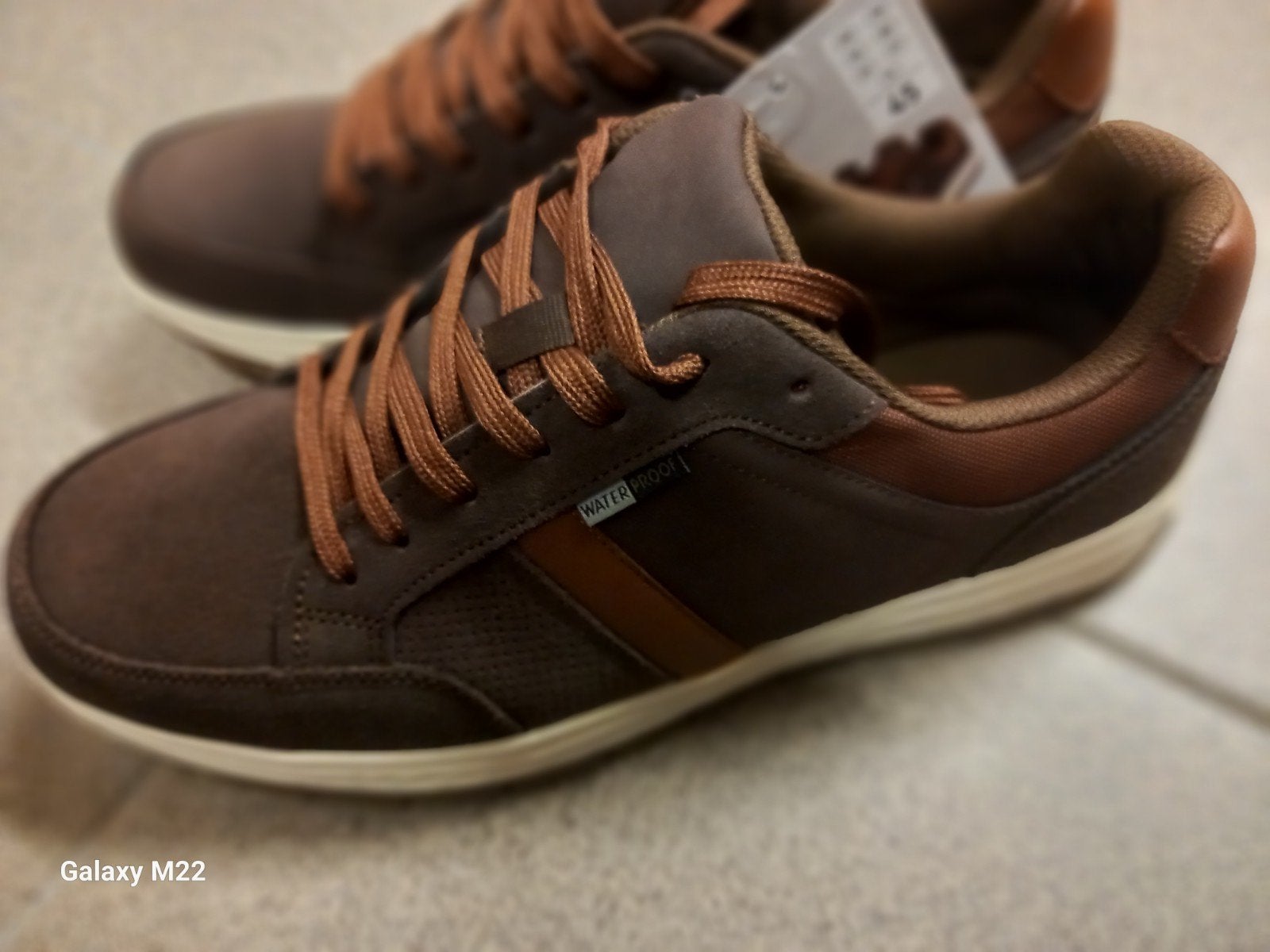 schoenen, Enlèvement ou Envoi
