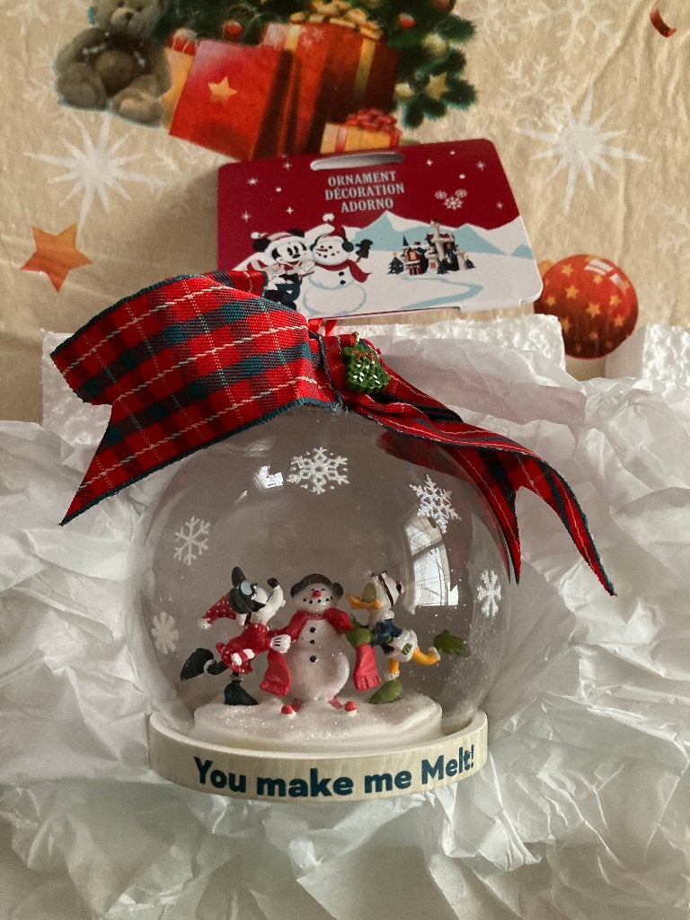 Nieuw Disney ornament Minnie Mouse & Katrien Duck, Ophalen of Verzenden, Nieuw, Beeldje of Figuurtje
