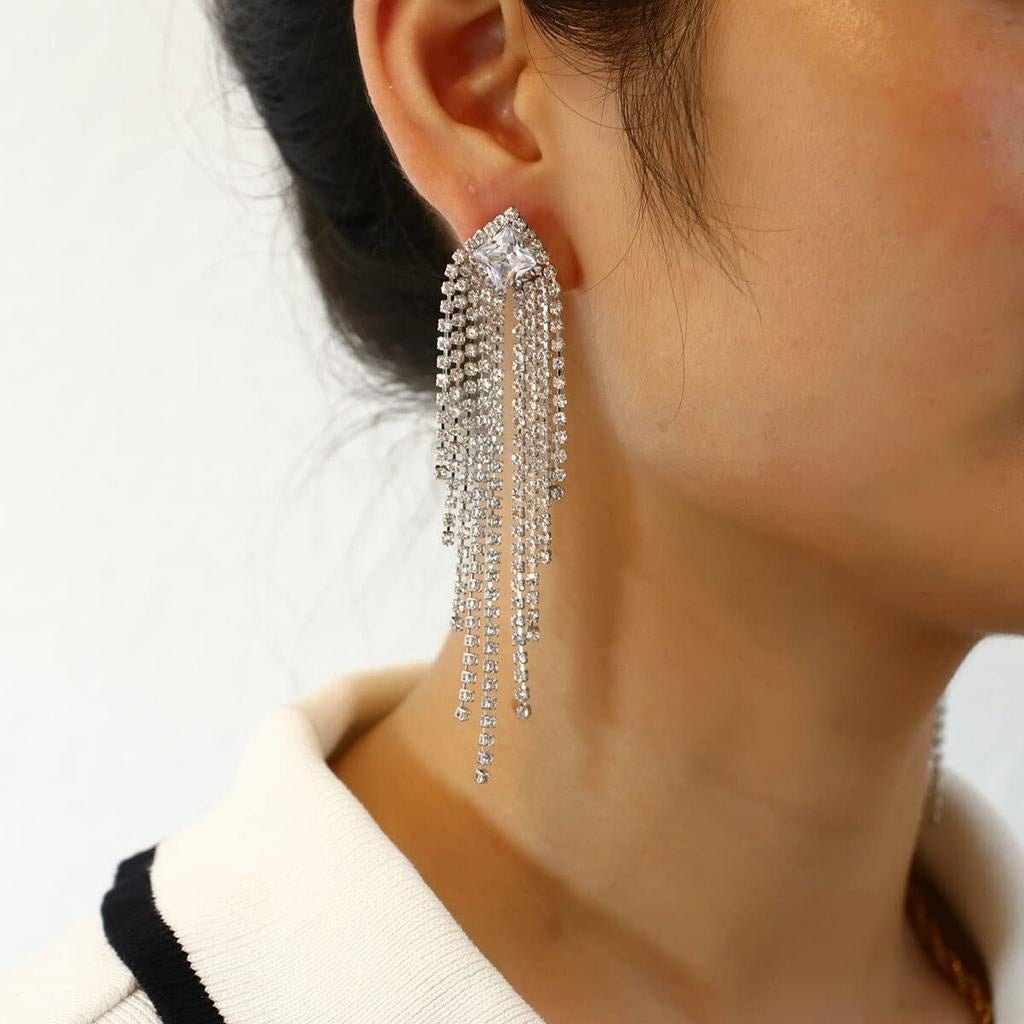 Lot oorbellen + juwelenhouder, Handtassen en Accessoires, Ophalen of Verzenden