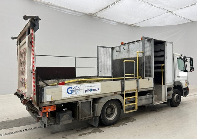Mercedes atego, Auto's, Automaat, Euro 5, Stof, Zwart