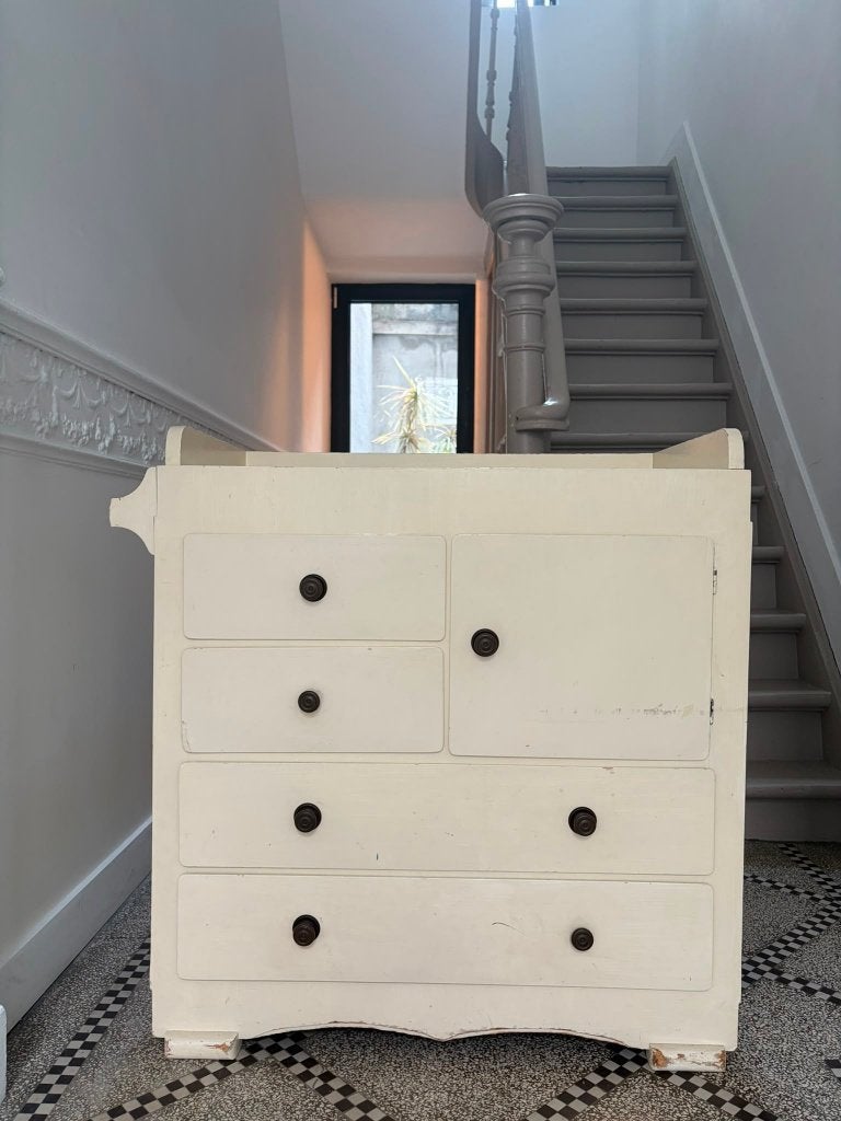 Vintage Cream Wooden Dresser / Chest of Drawers, Ophalen