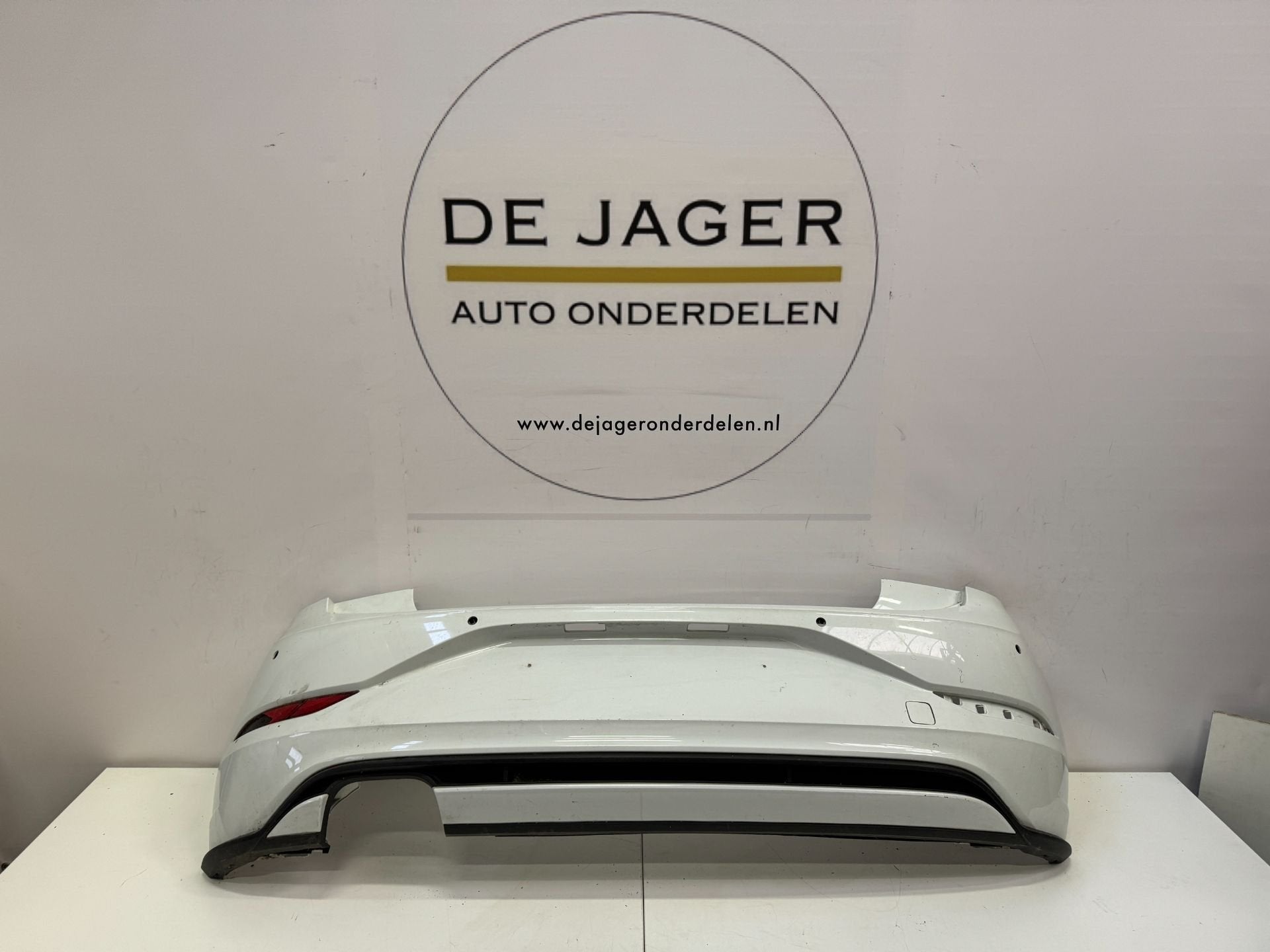 VW 2G FACELIFT POLO GTI PARE-CHOCS ARRI RE 2G6807421D 2022-, Autos : Pièces & Accessoires, Arrière, Pare-chocs, Volkswagen, Volkswagen AG