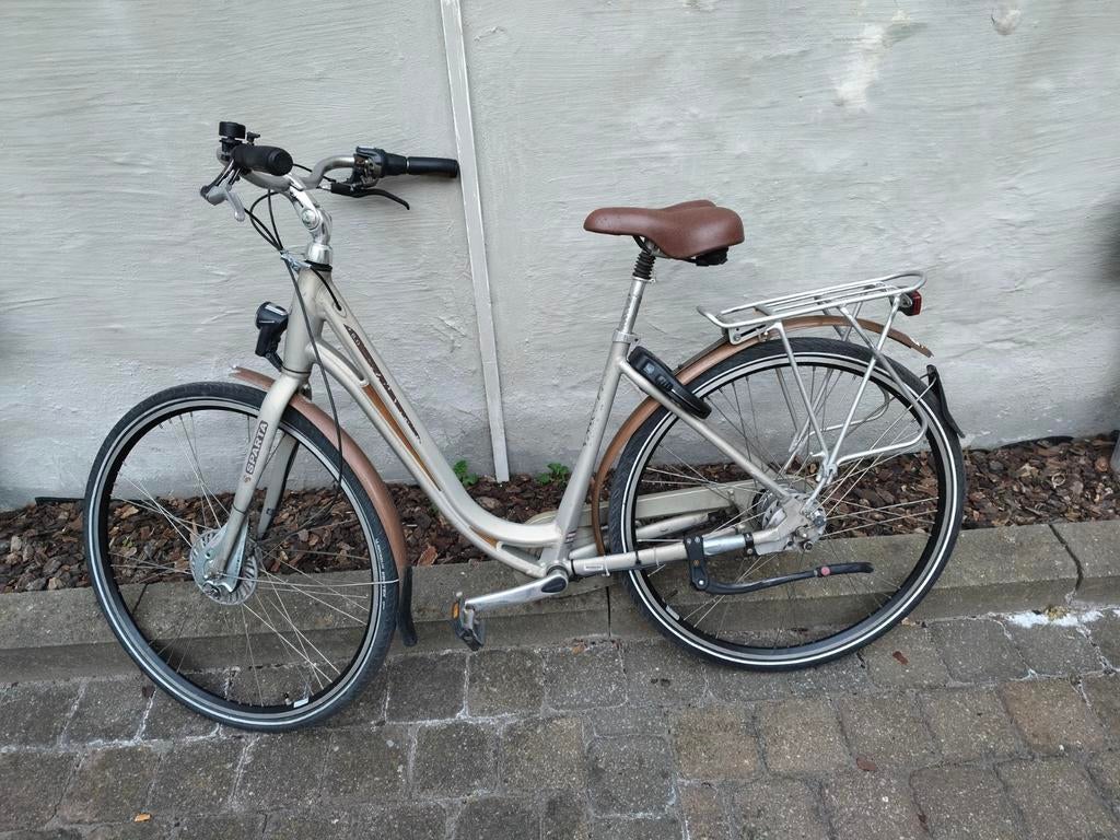 Damesfiets Sparta, Ophalen, Sparta