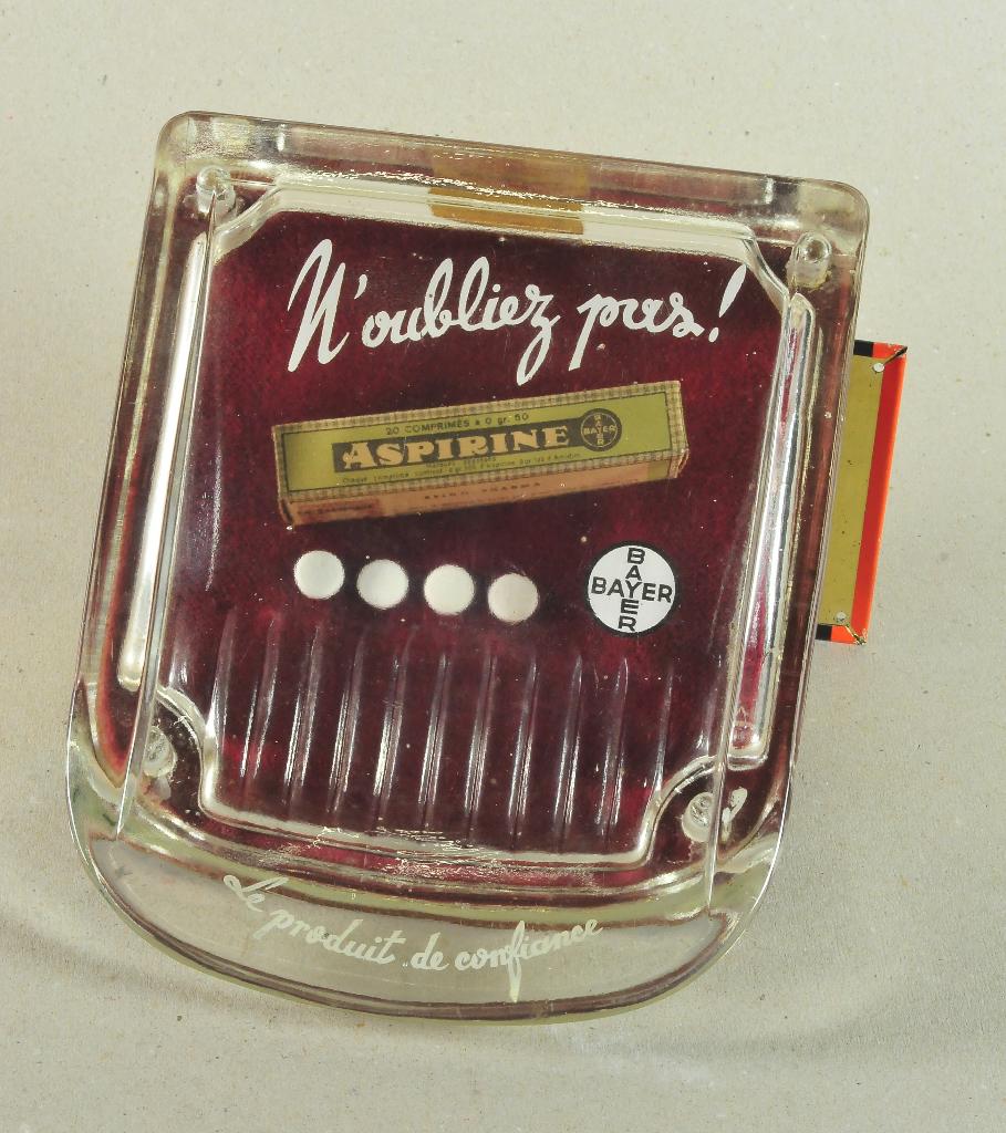 ASPIRINE - BAYER Ramasse-monnaie  1950 BELGO-PHARMA, Envoi, Comme neuf