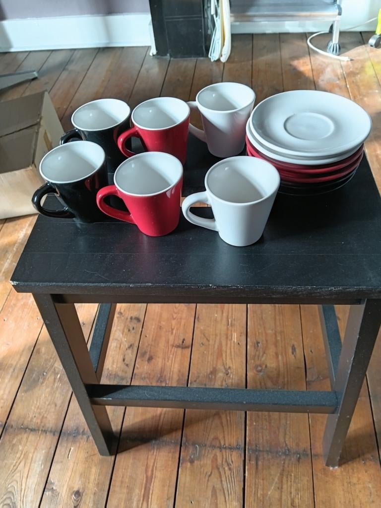 Service expresso 6 tasses et sous-tasses colorées., Enlèvement ou Envoi