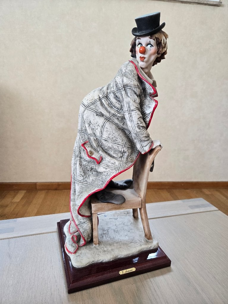 Très belle statuette Clown - artiste Armani, Statue, Enlèvement, Homme, Composites