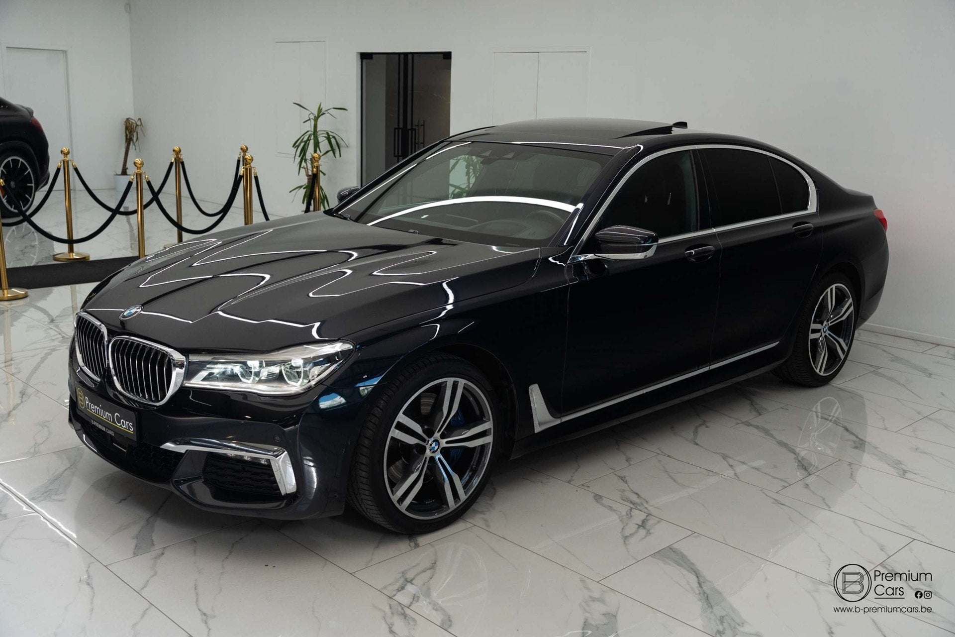 BMW 740 d M-pack Individual! FULL OPTIONS! Carbon core!, Automaat, Gebruikt, Euro 6, 2993 cc