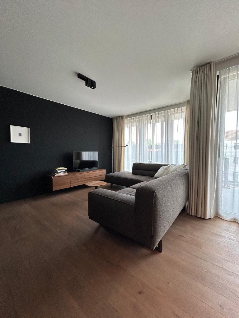 meubel in walnoot, Huis en Inrichting, Kasten | Dressoirs, Ophalen, Modern, hedendaags, trendy, smaakvol, Gebruikt, Met lade(s)