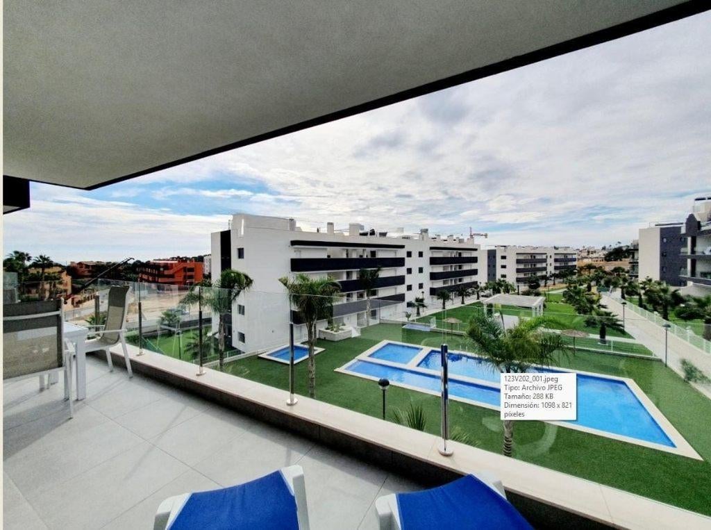 Modern zo goed als nieuw appartement/Villamartin, Spanje, 2 kamers, 74 m², Appartement