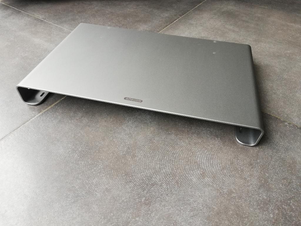 sitecom monitorstandaard hub, Ophalen of Verzenden, Gebruikt, Docking station, Sitecom