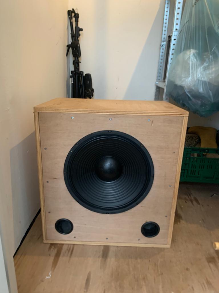 2 x subwoofer 15 inch te koop, Audio, Tv en Foto, Luidsprekerboxen, Ophalen, Gebruikt, 120 watt of meer, Subwoofer