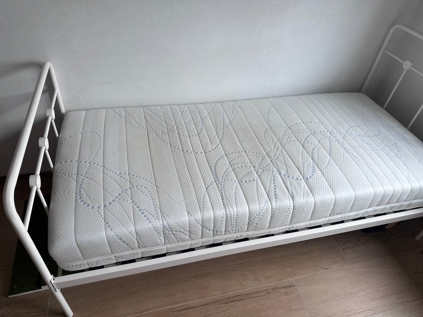 Eenpersoonsbed, 100 cm, Enlèvement, 200 cm, Blanc